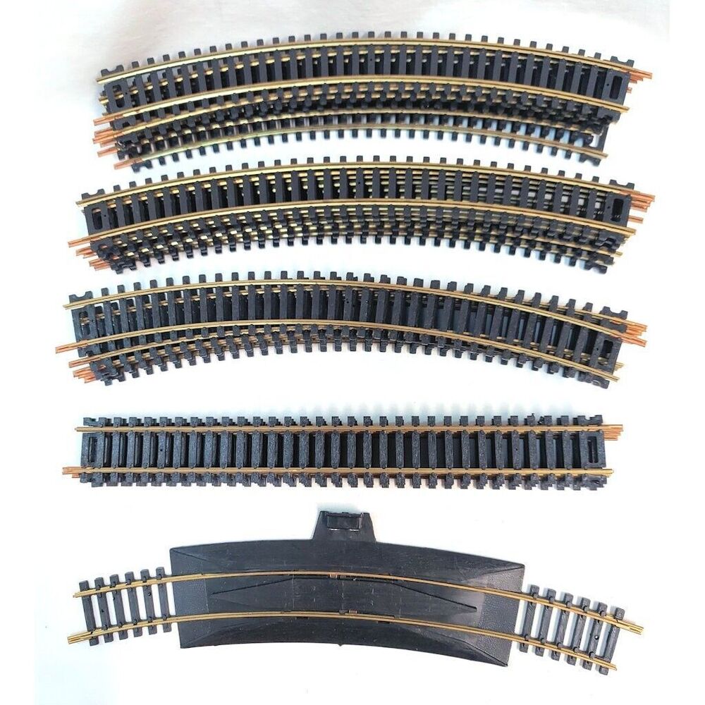 Bachmann HO Track 22 pc Brass Straight Curve Rerailer DC Connector